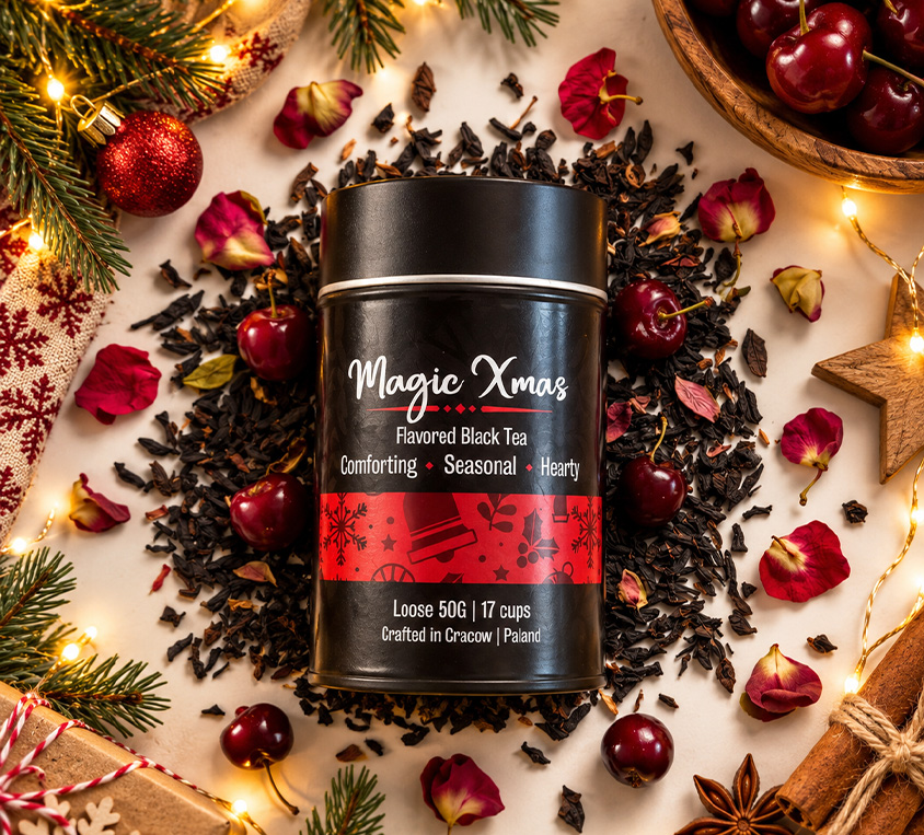 Magic Xmas Leo Tea – świąteczna czarna herbata wiśniowo-rumowa w puszce, doypacku i kubku tekturowym